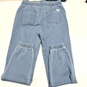 Levis Signature Gold Hi Rise Cuffed Cotton Jeans Pants Size XL NWT